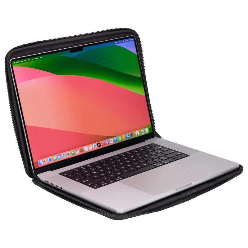 Thule Gauntlet 5 16" MacBook Sleeve-2